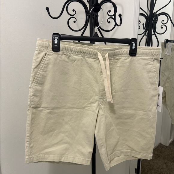 Goodfellow & Co Light Tan Flat Front Shorts - Picture 1 of 6